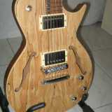 Semihollow body guitar costruita da Francseco Savino per il fratello Fabrizio, noto chitarrista jazzista barese